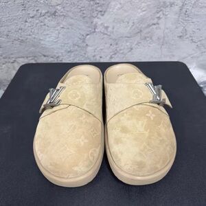 Louis Vuitton Beige Mules with Metallic Detail